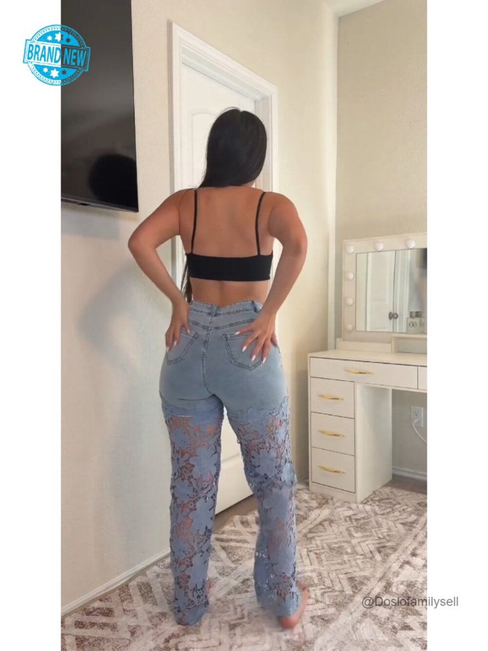 High Waist Wide Leg Jeans with Lace Spliced Floral Detail Stretchy Zipper - Picture 7 of 7